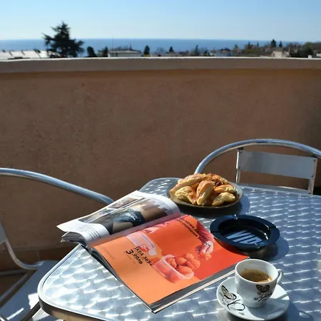 Big Terrace 2bd Sea View Suite-pool&bbq Apartment *