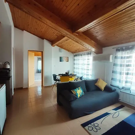 Big Terrace 2bd Sea View Suite-pool&bbq Apartment Warna