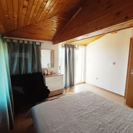 Big Terrace 2bd Sea View Suite-pool&bbq Apartment *